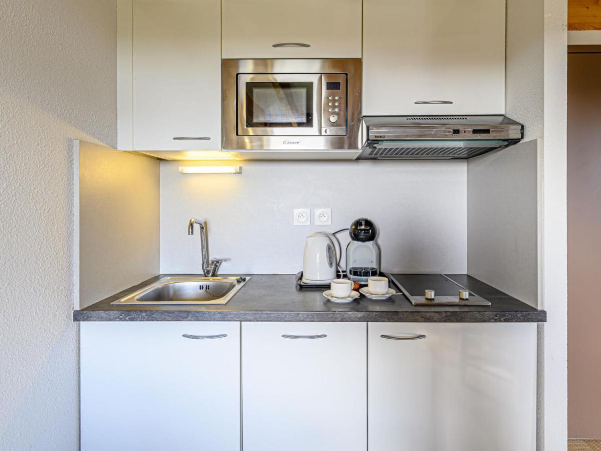 Apartment Le Chateau De Kergonano-13 By Interhome Baden Exterior foto