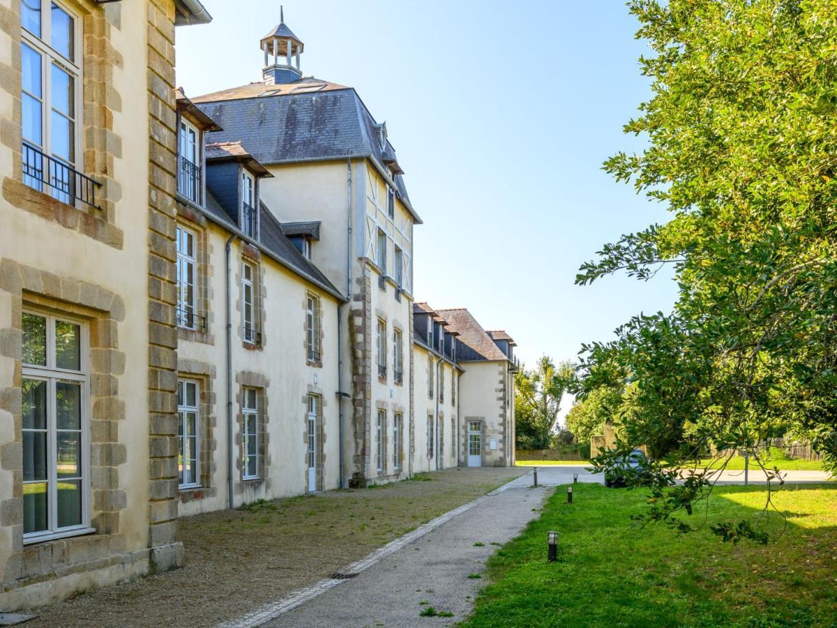 Apartment Le Chateau De Kergonano-13 By Interhome Baden Exterior foto